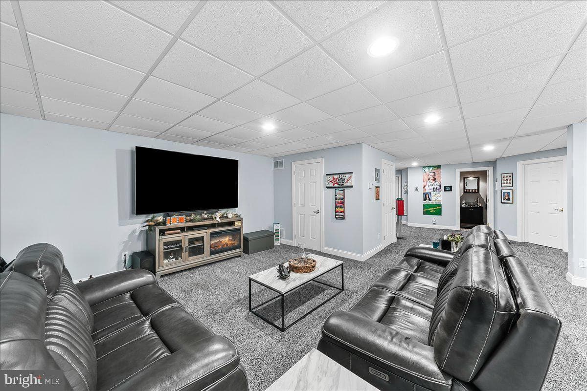 214 Hanover Road photo 23