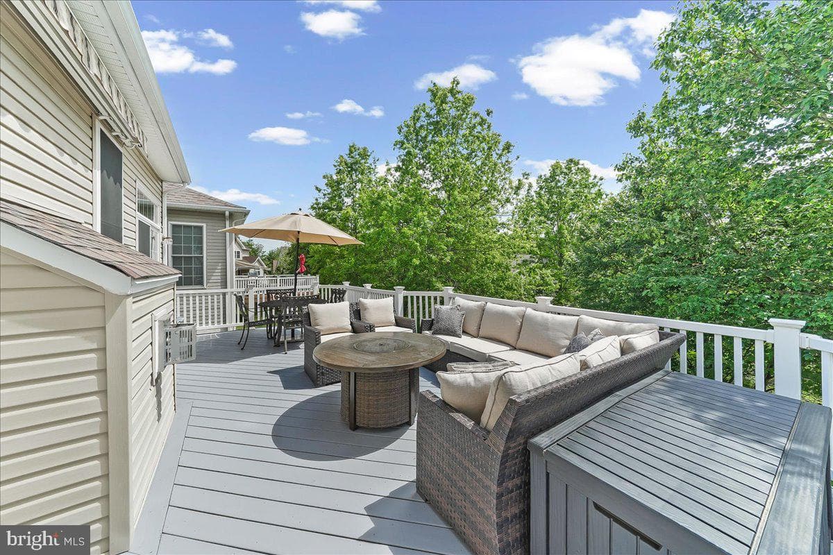 214 Hanover Road photo 29