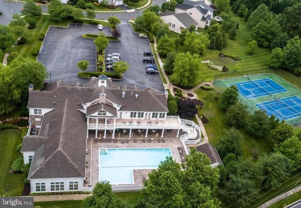 214 Hanover Road photo 39