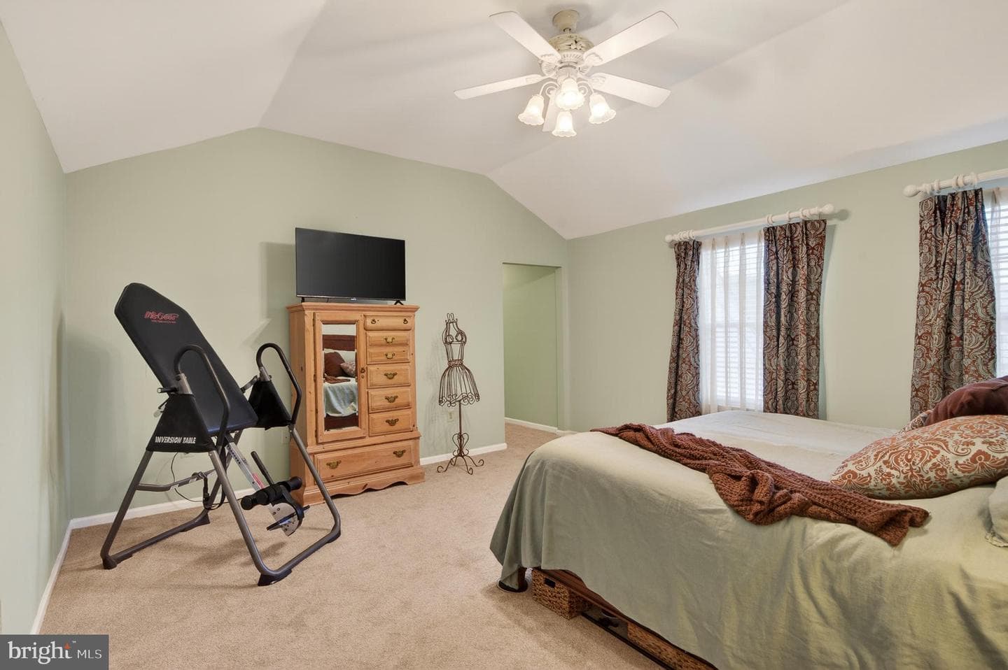 200 Devon Lane photo 24