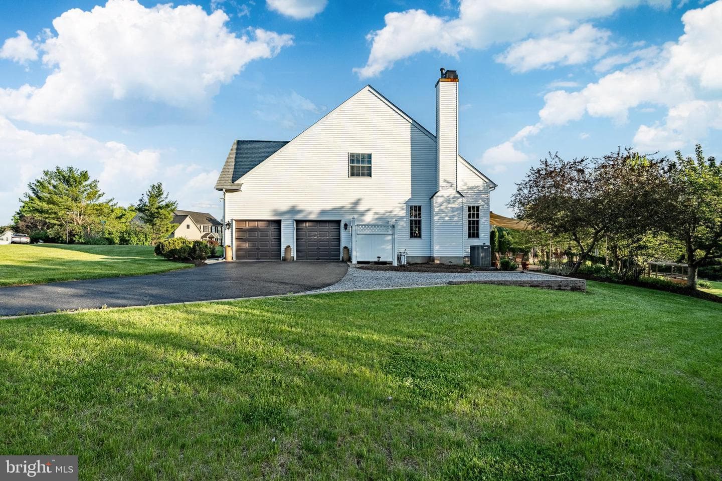 200 Devon Lane photo 5