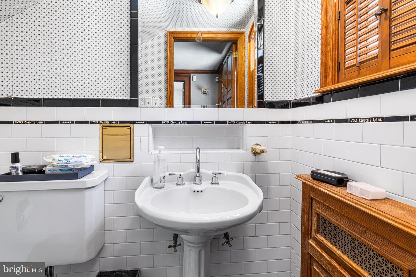 1670 Cloverly photo 20