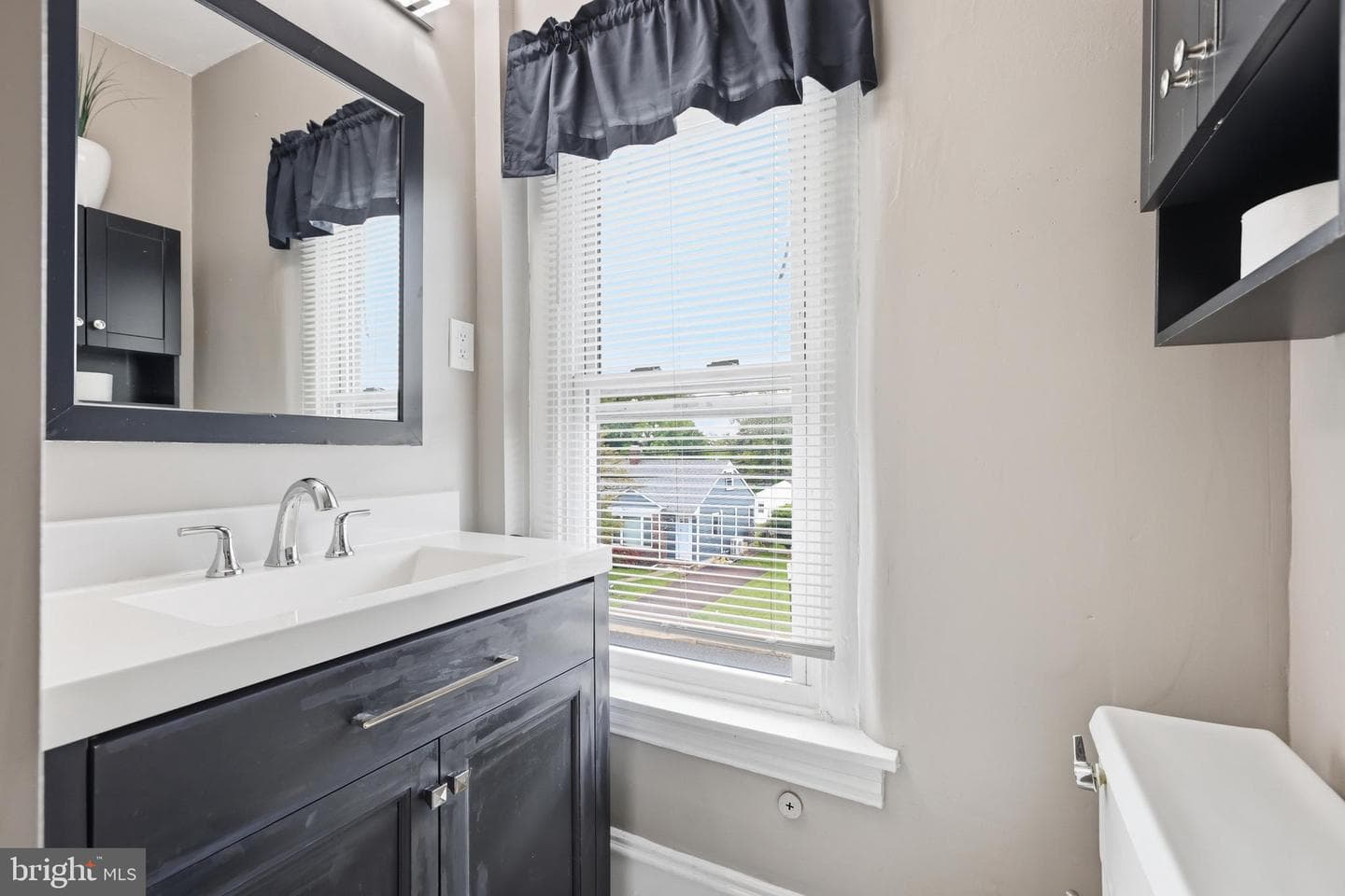 42 W Hamlin Ave photo 15