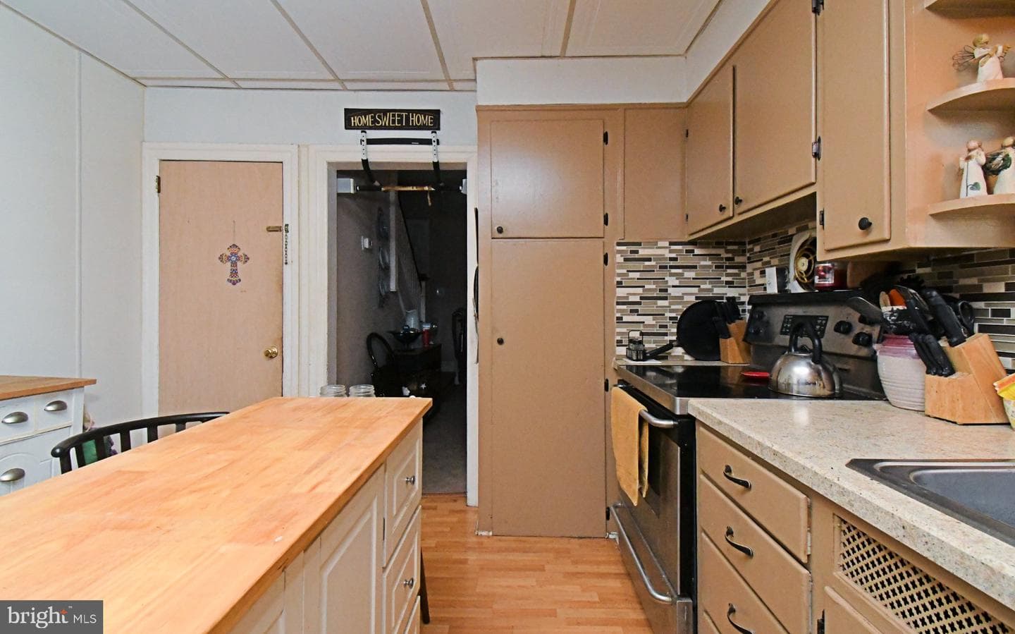 64 Diamond Street photo 15