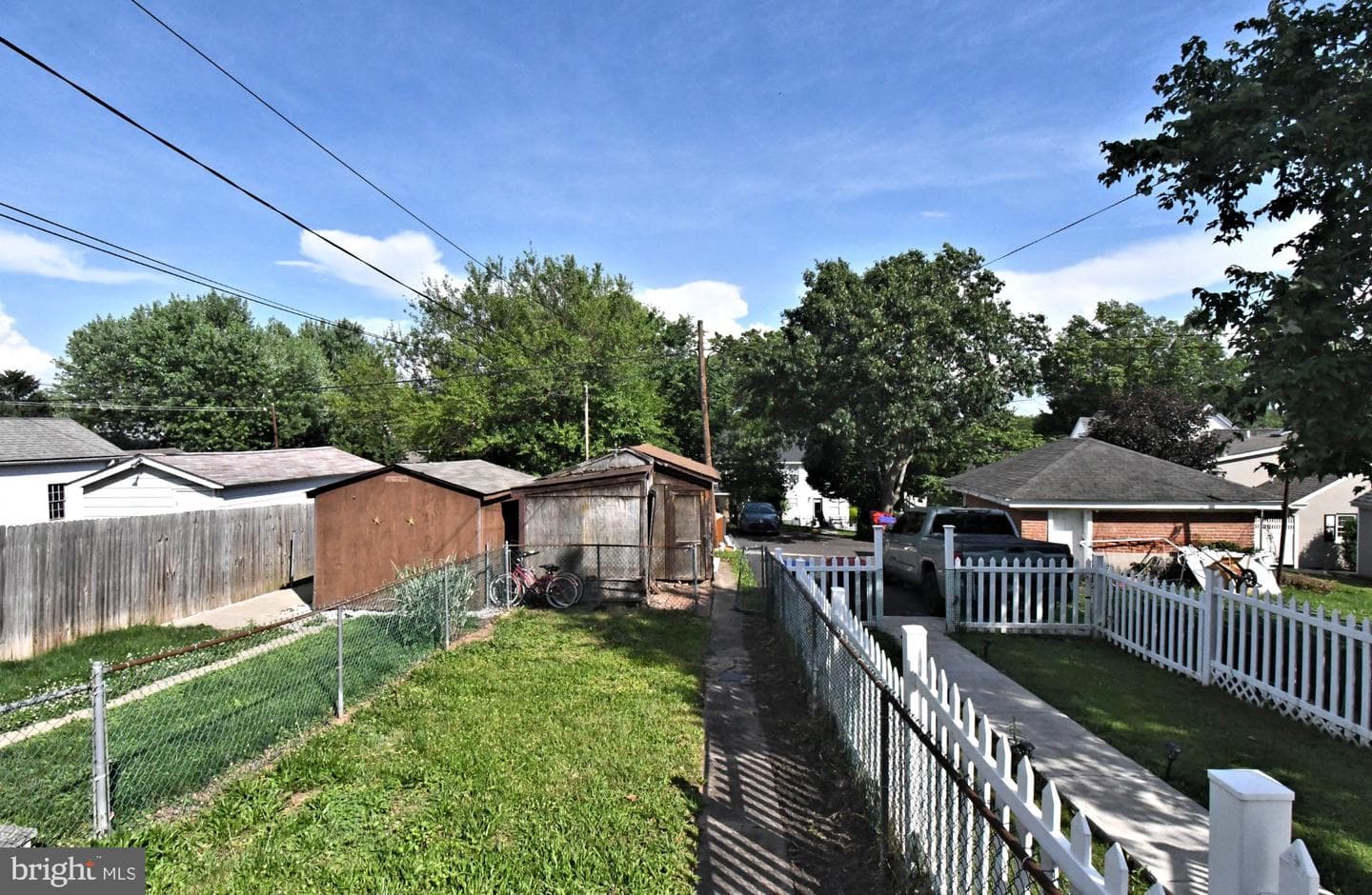 64 Diamond Street photo 38