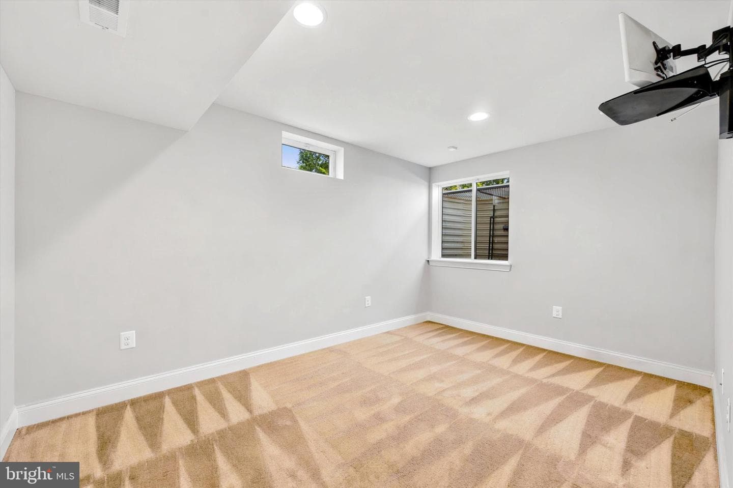 123 Providence Circle photo 38