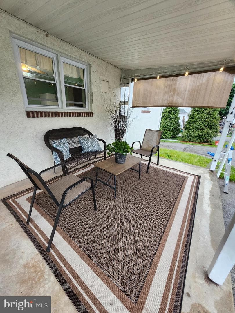 429 S Park Avenue photo 18