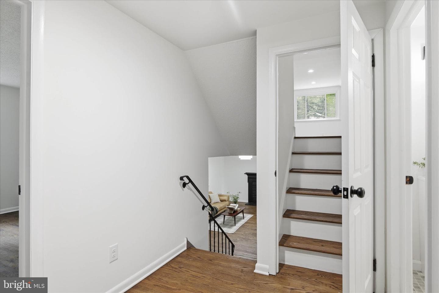 140 Woodland Drive photo 32
