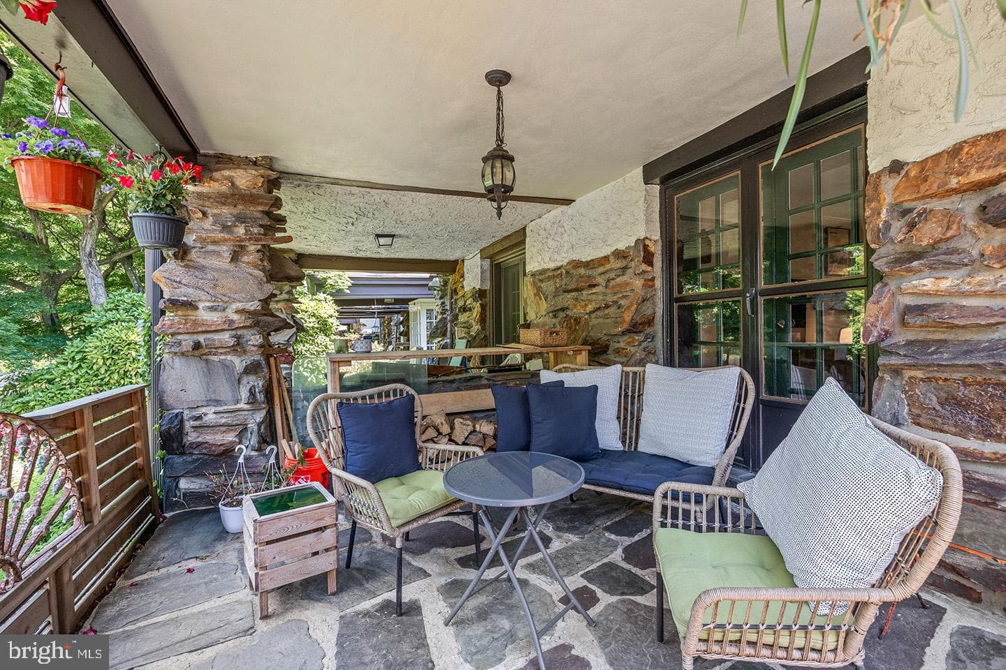 138 Edgehill Road photo 5