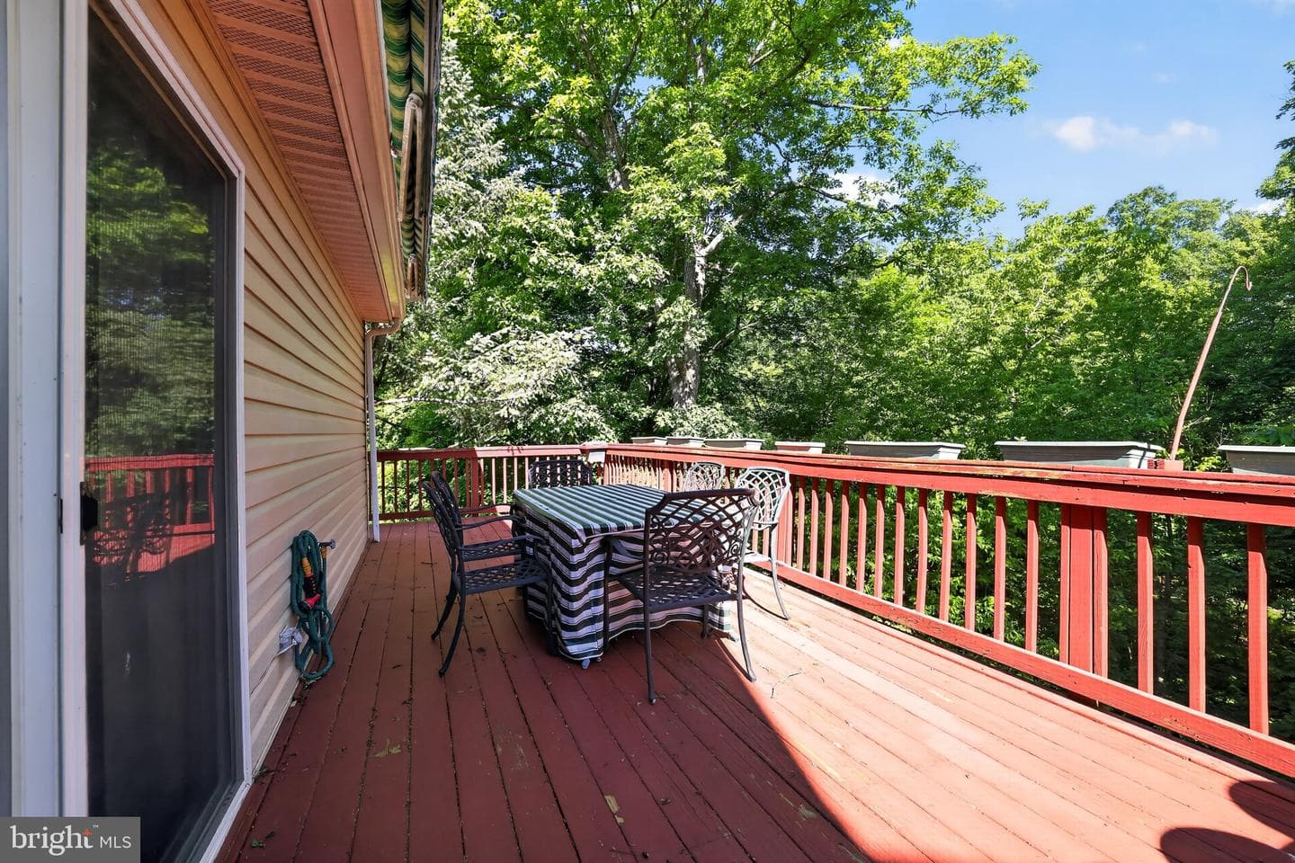 1150 Oxford Circle photo 32