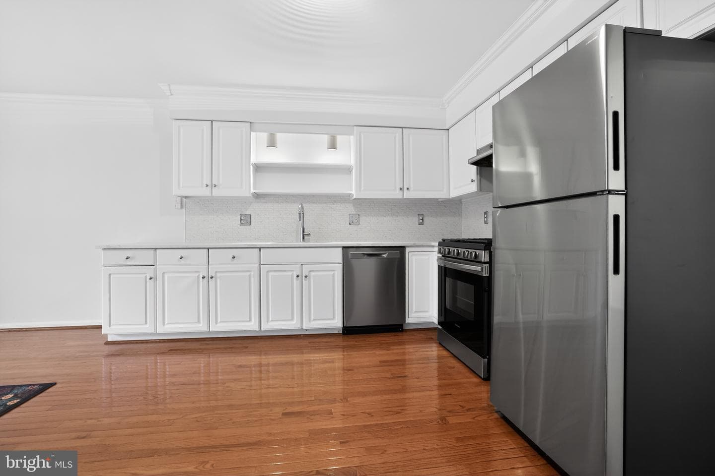 1150 Oxford Circle photo 9