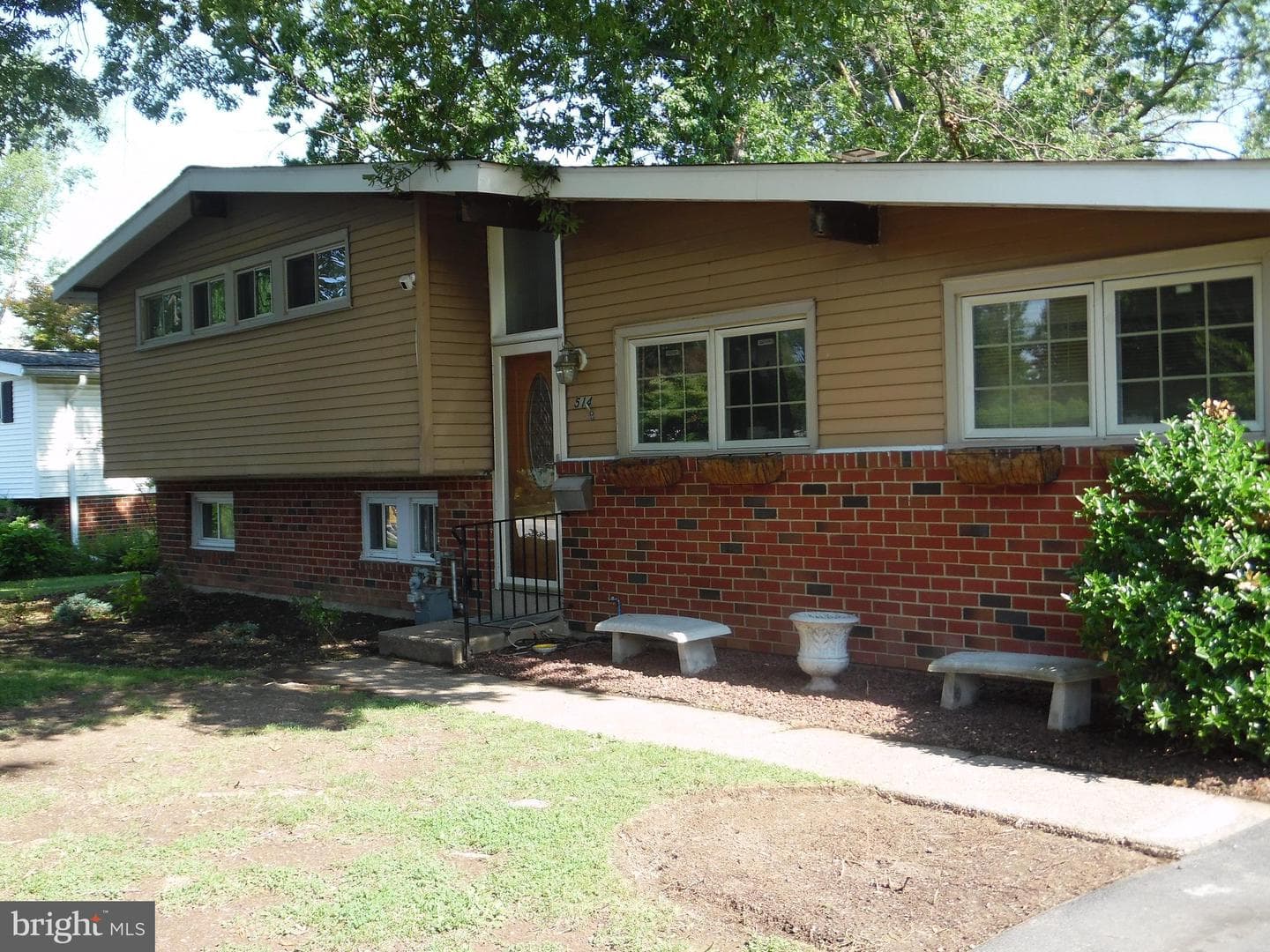 514 Dartmouth Drive photo 5