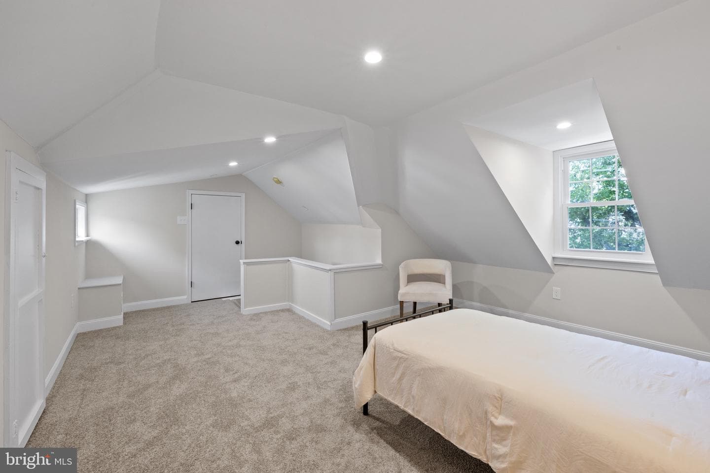 1409 Edgevale Road photo 25