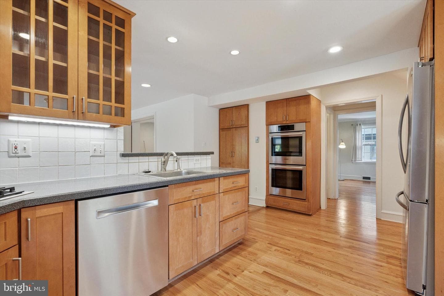 407 Shortridge Drive photo 5