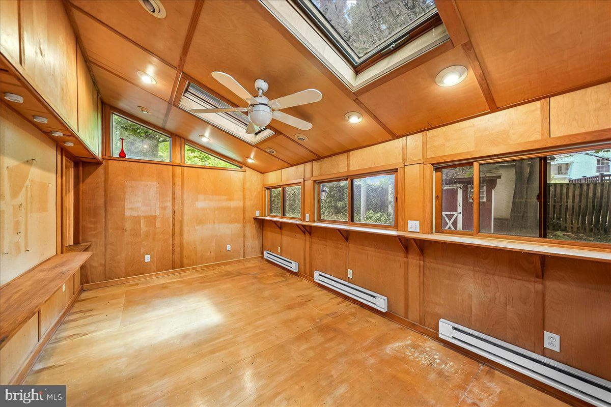 4 E Lodges Lane photo 41