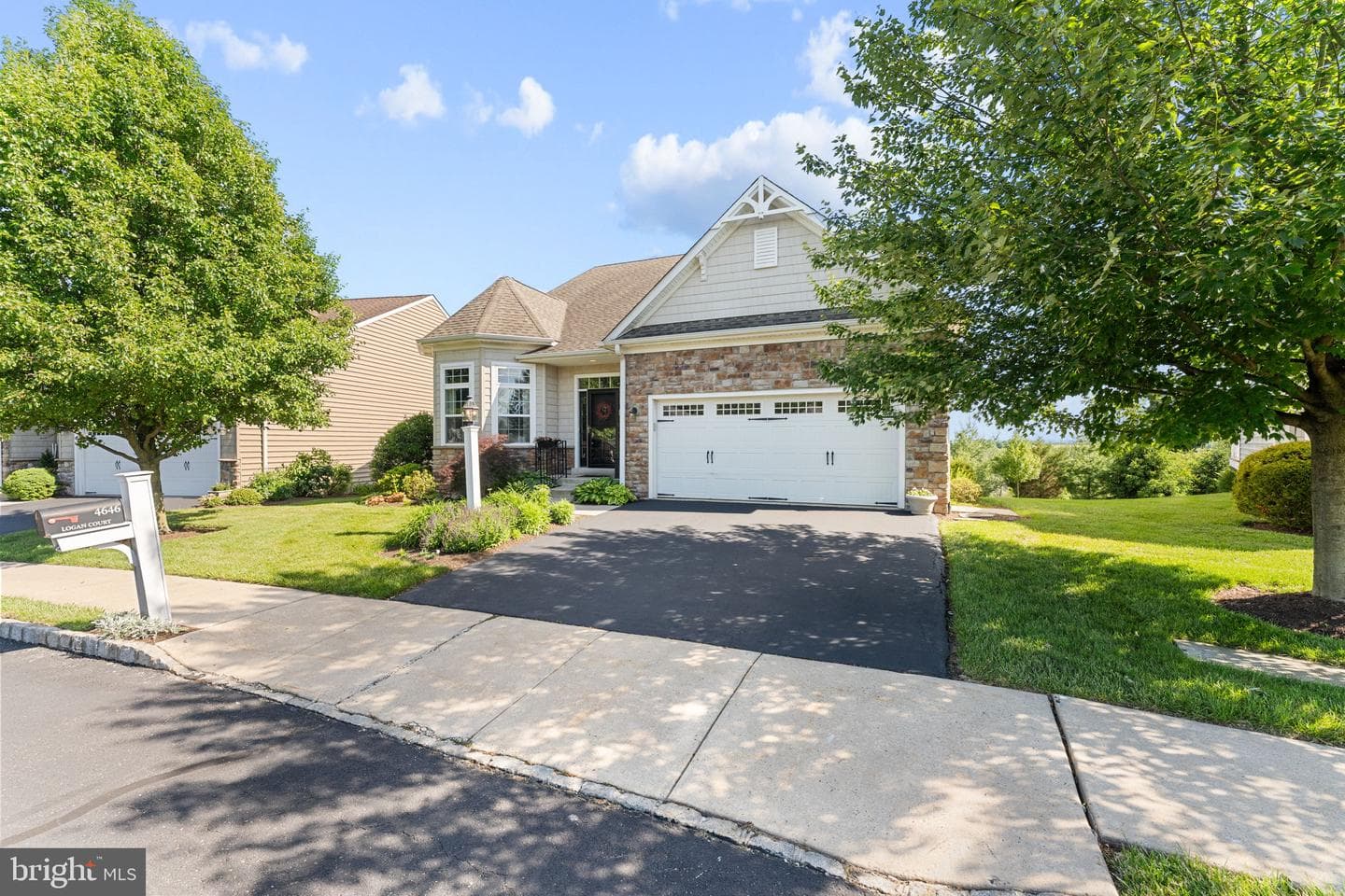 4646 Logan Ct photo 2