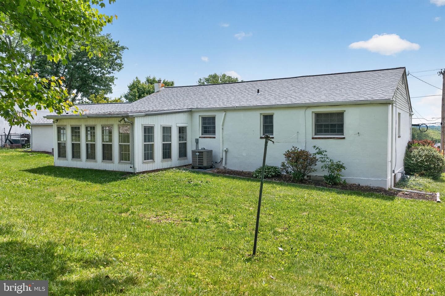3207 Sharon Lane photo 12