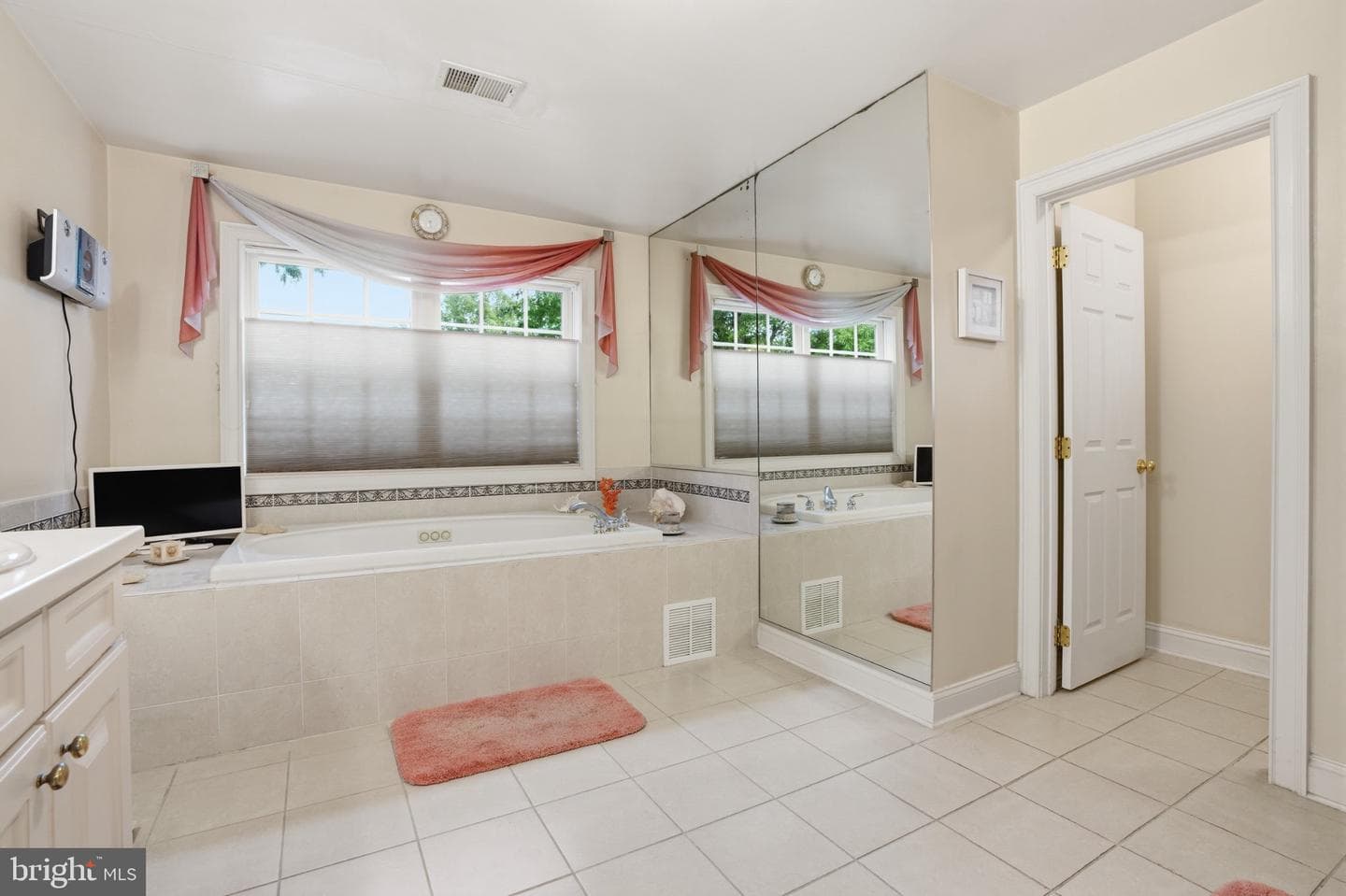 2780 Honeysuckle Lane photo 35