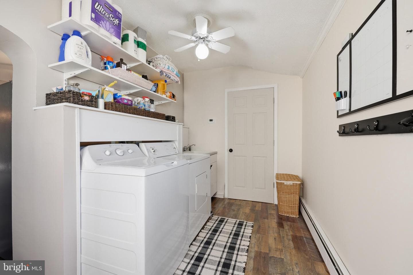 40 Adams Avenue photo 14