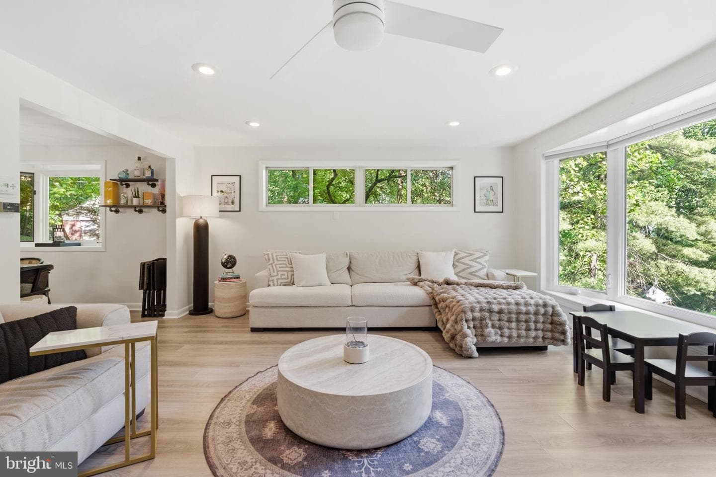 582 Forest Road photo 7