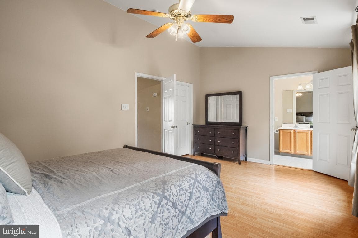 166 Royer #3105 photo 17