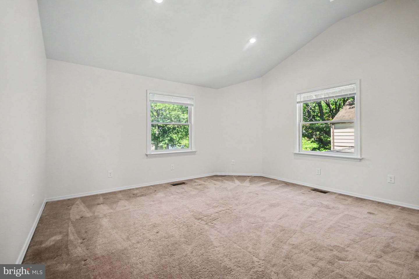 102 Redford Road photo 22