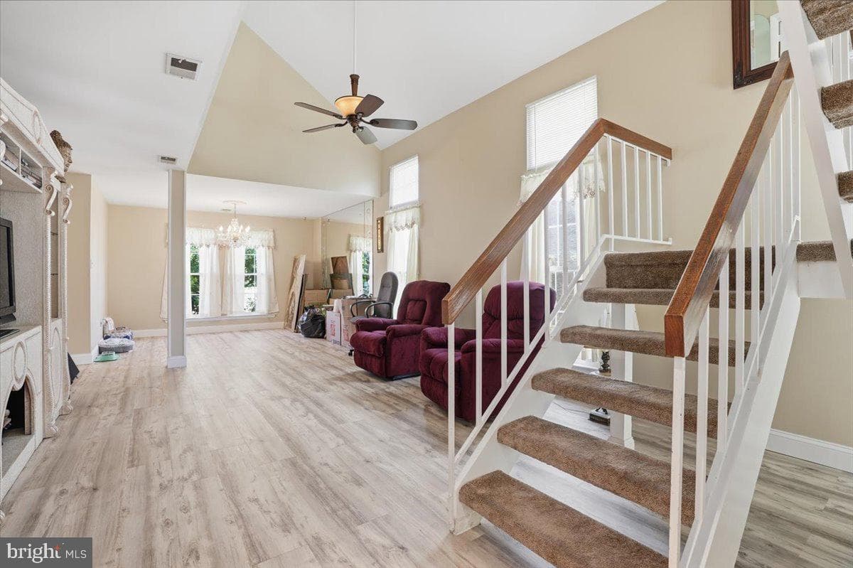 12 Pebble Drive photo 28