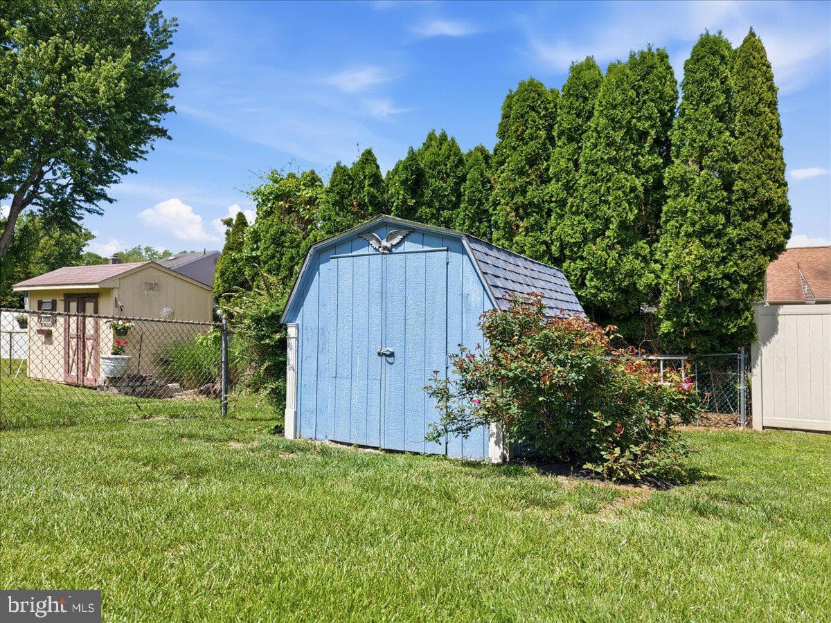 12 Pebble Drive photo 55