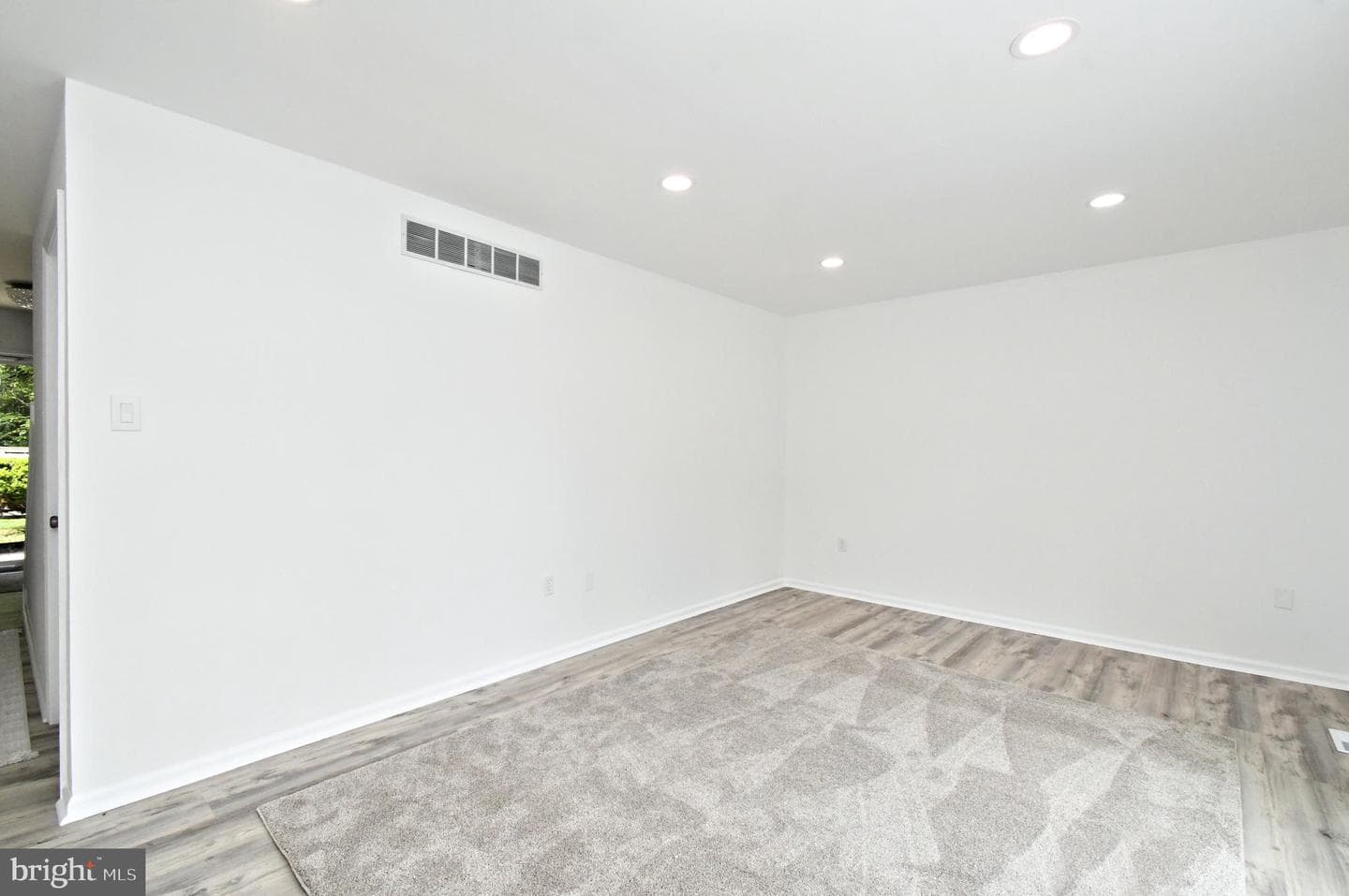 3115 Greenhill Ln photo 13