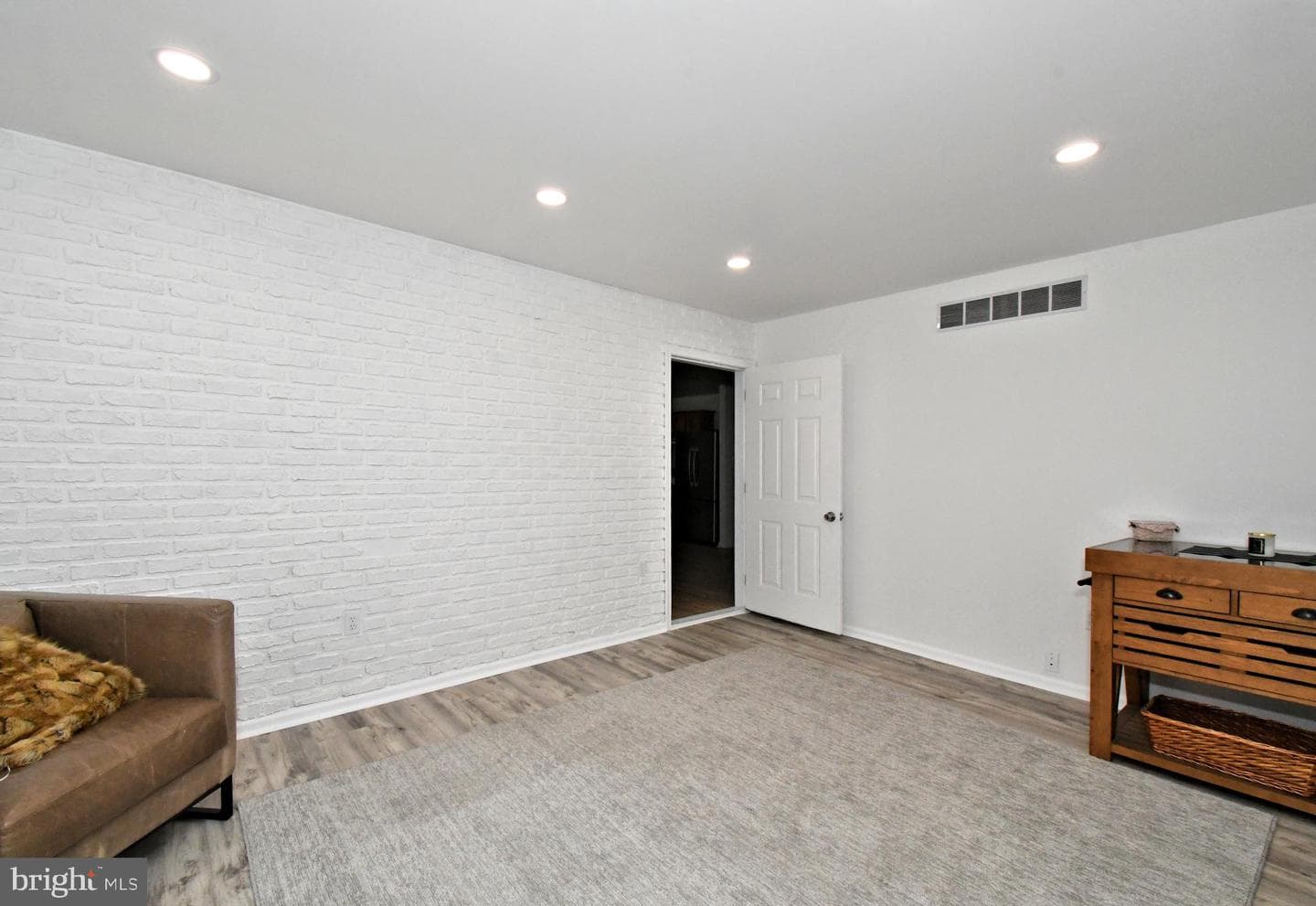 3115 Greenhill Ln photo 19