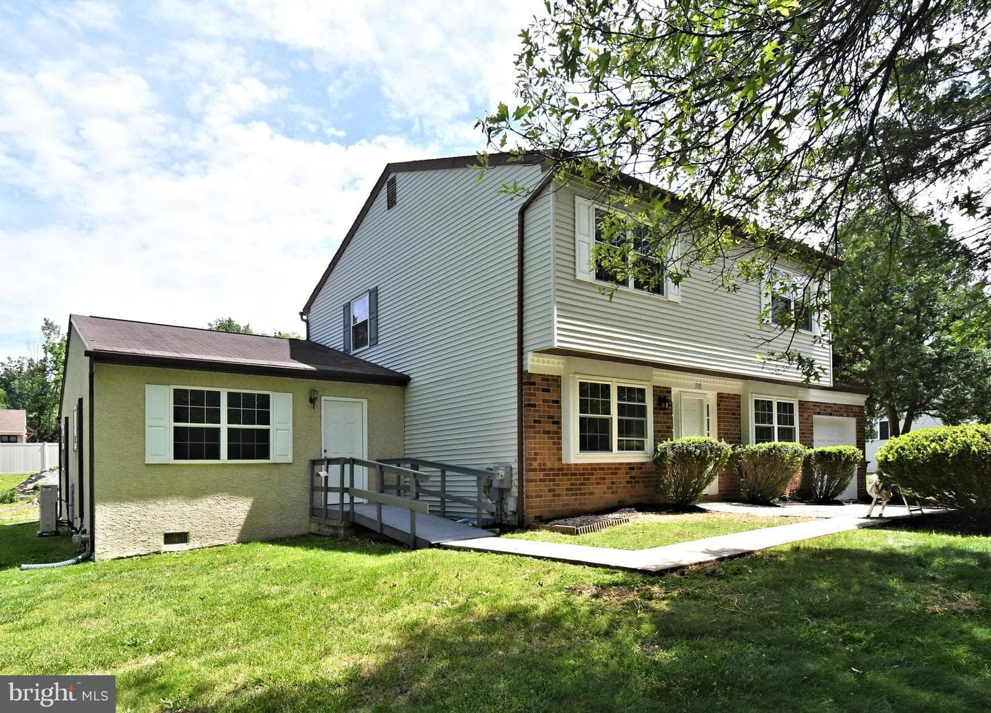 3115 Greenhill Ln photo 3