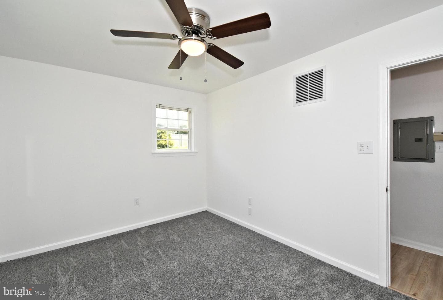 3115 Greenhill Ln photo 52