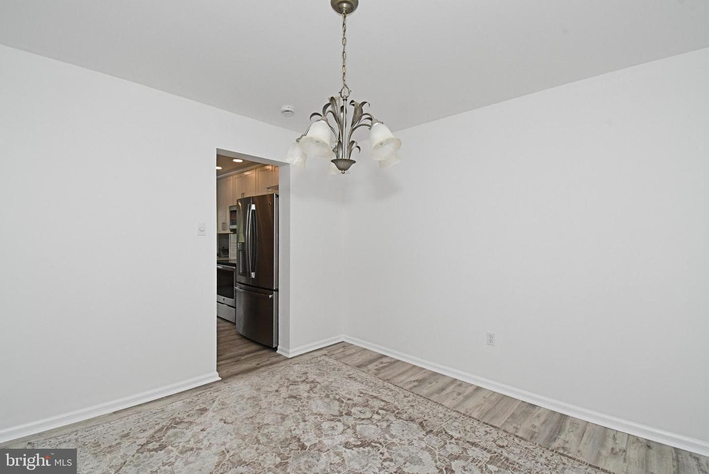 3115 Greenhill Ln photo 6