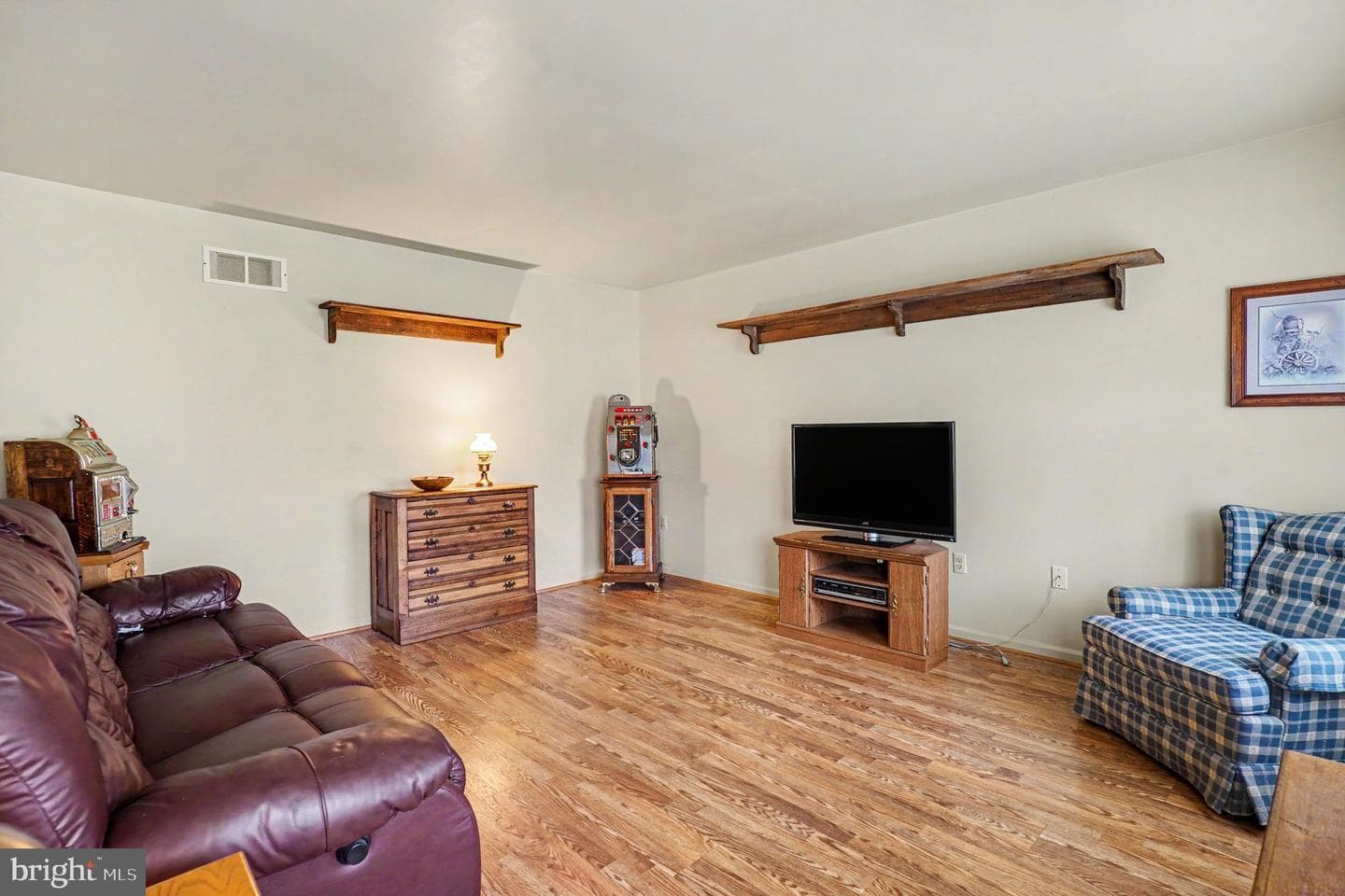 25 William Penn Dr photo 10