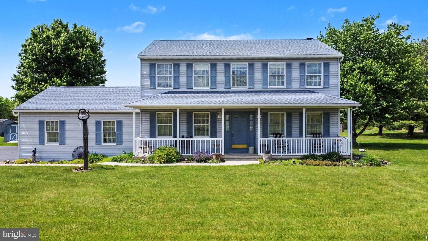 25 William Penn Dr photo 2