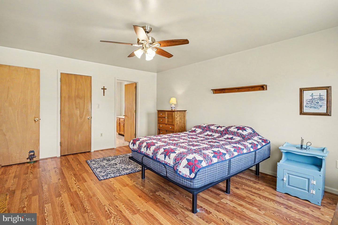25 William Penn Dr photo 23