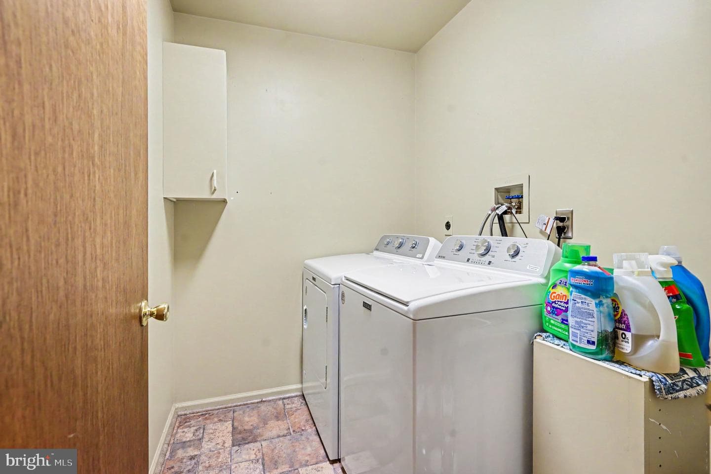 25 William Penn Dr photo 31