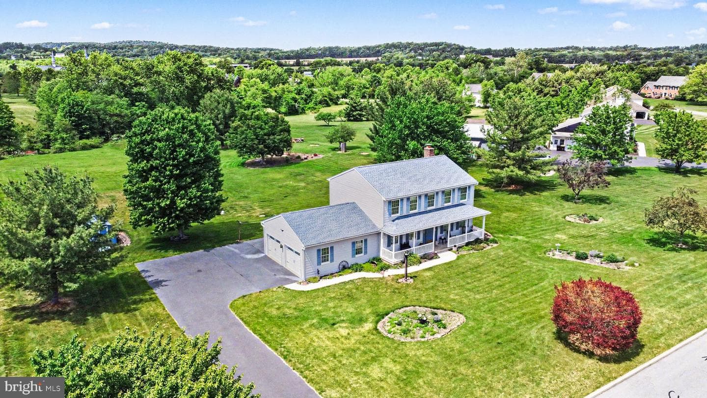25 William Penn Dr photo 36