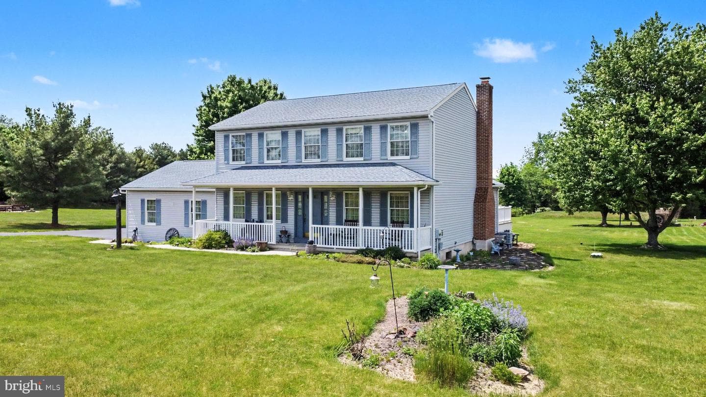 25 William Penn Dr photo 4