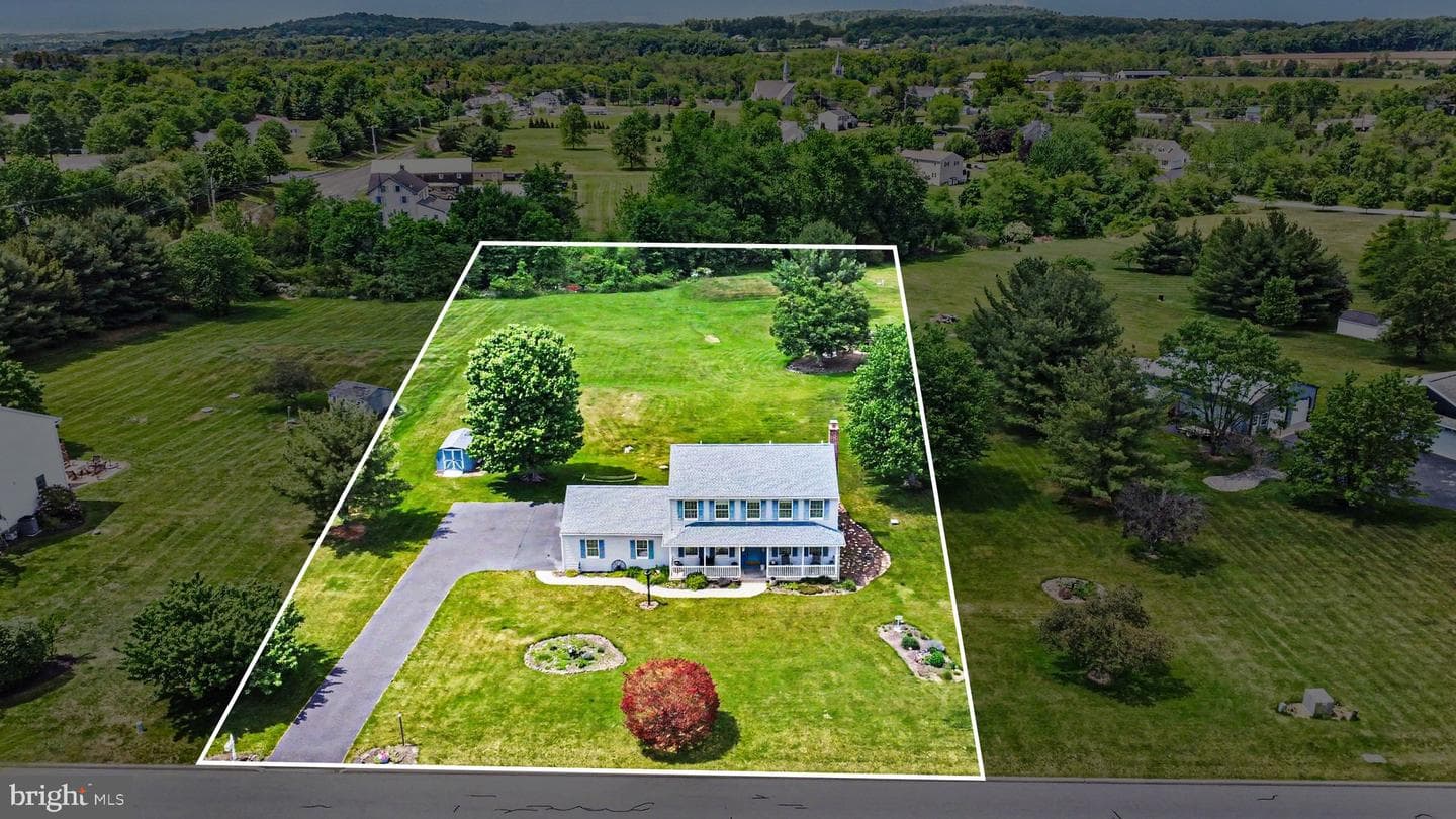 25 William Penn Dr photo 40
