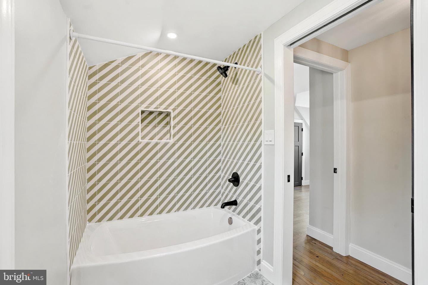 503 Haverford Road photo 17