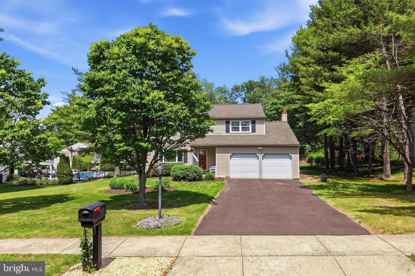 937 Powderhorn Drive photo 3