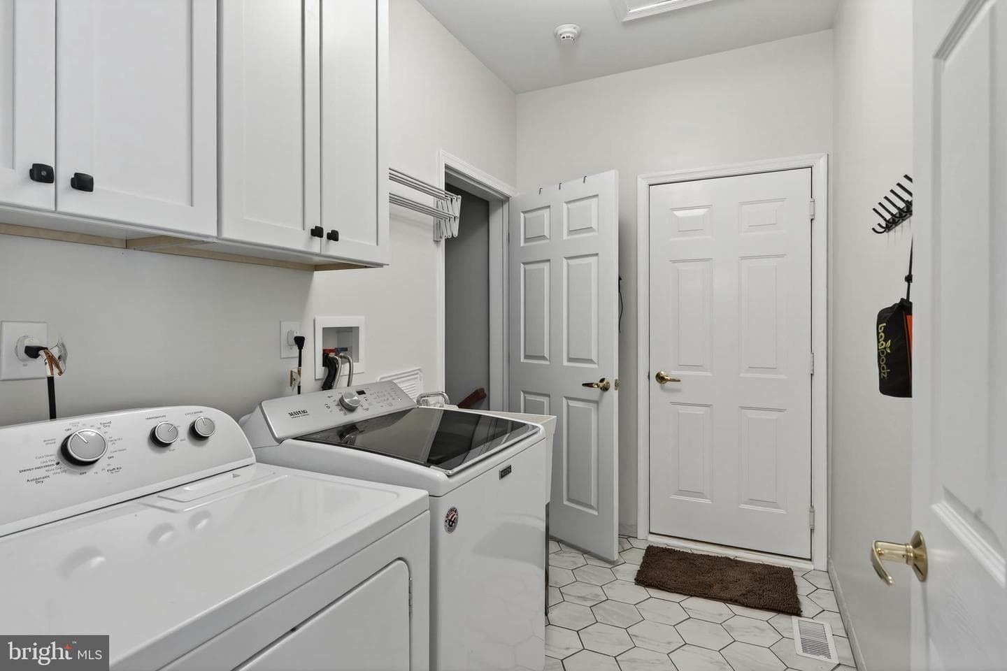 175 Masters Drive photo 29