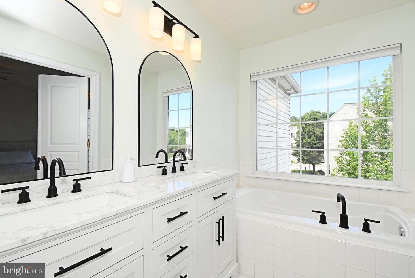 113 Hudson Drive photo 31