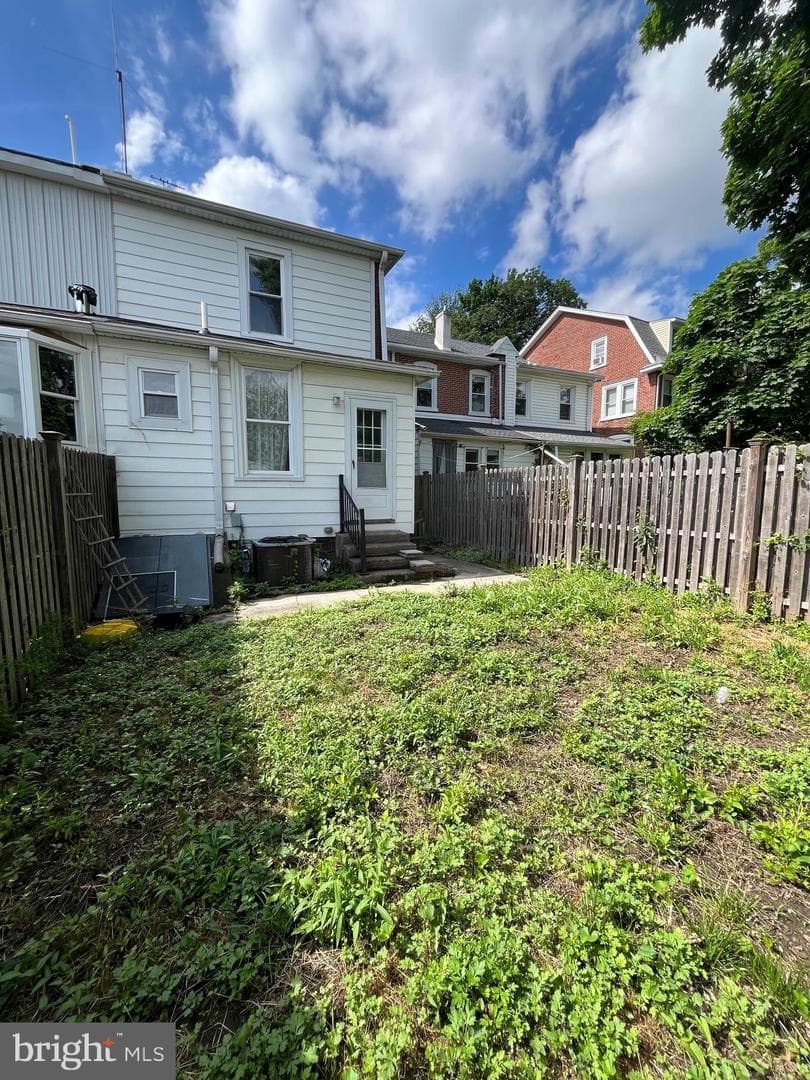 213 Ardmore Avenue photo 29