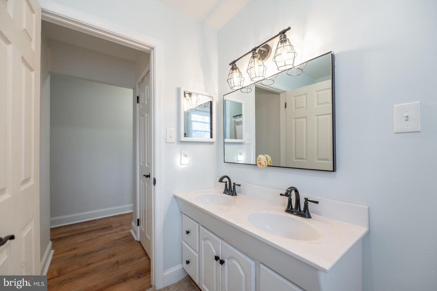 1113 E Prospect Avenue photo 33