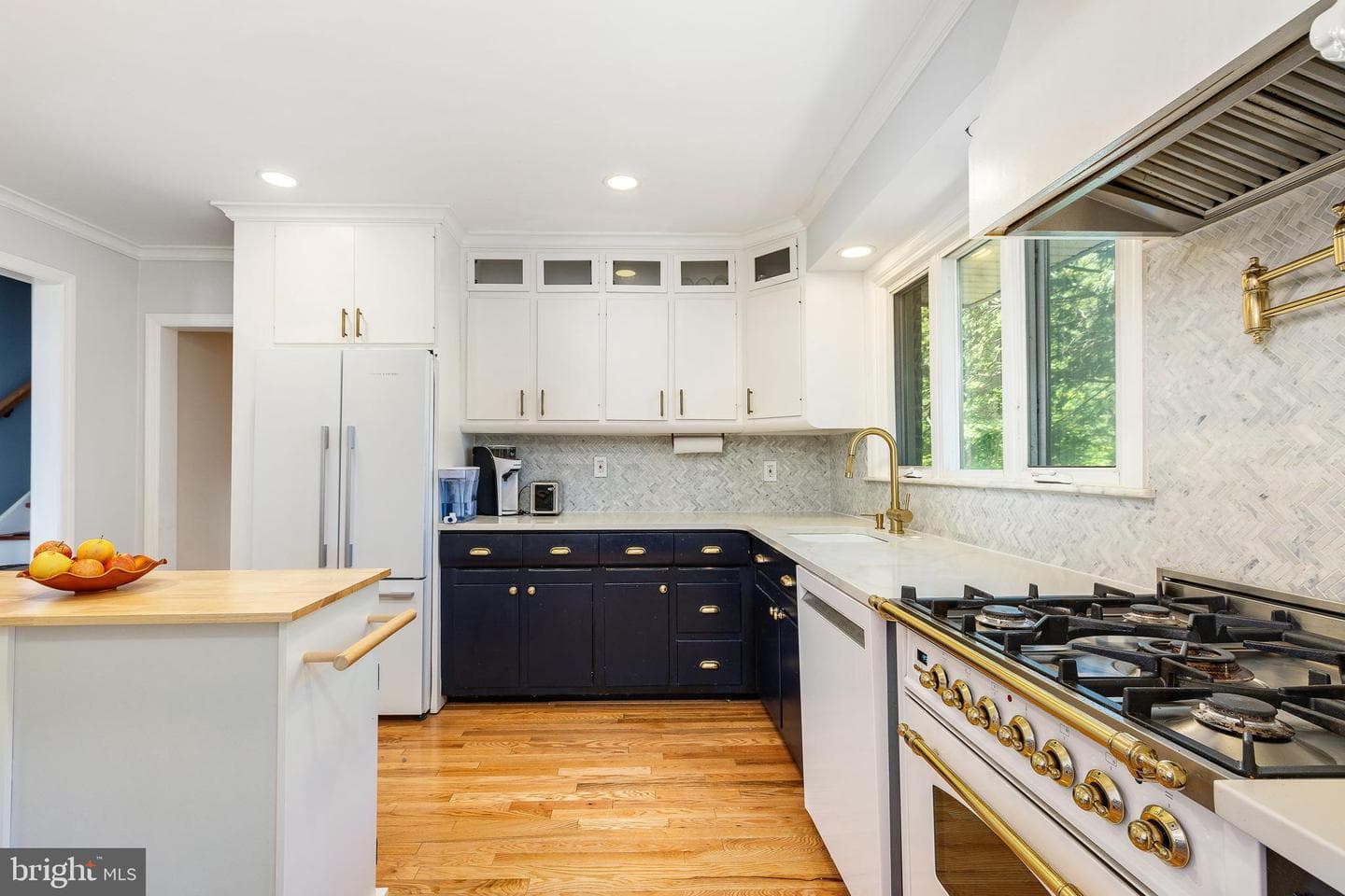 1128 Coventry Road photo 10
