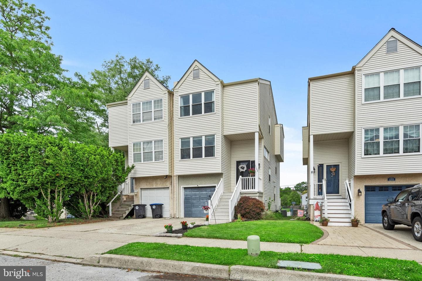 1102 Lenape Lane photo 3