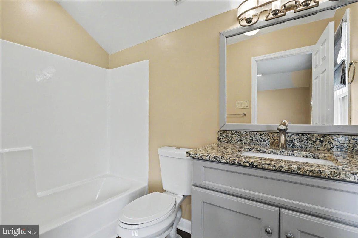 105 Abbey Dr photo 21