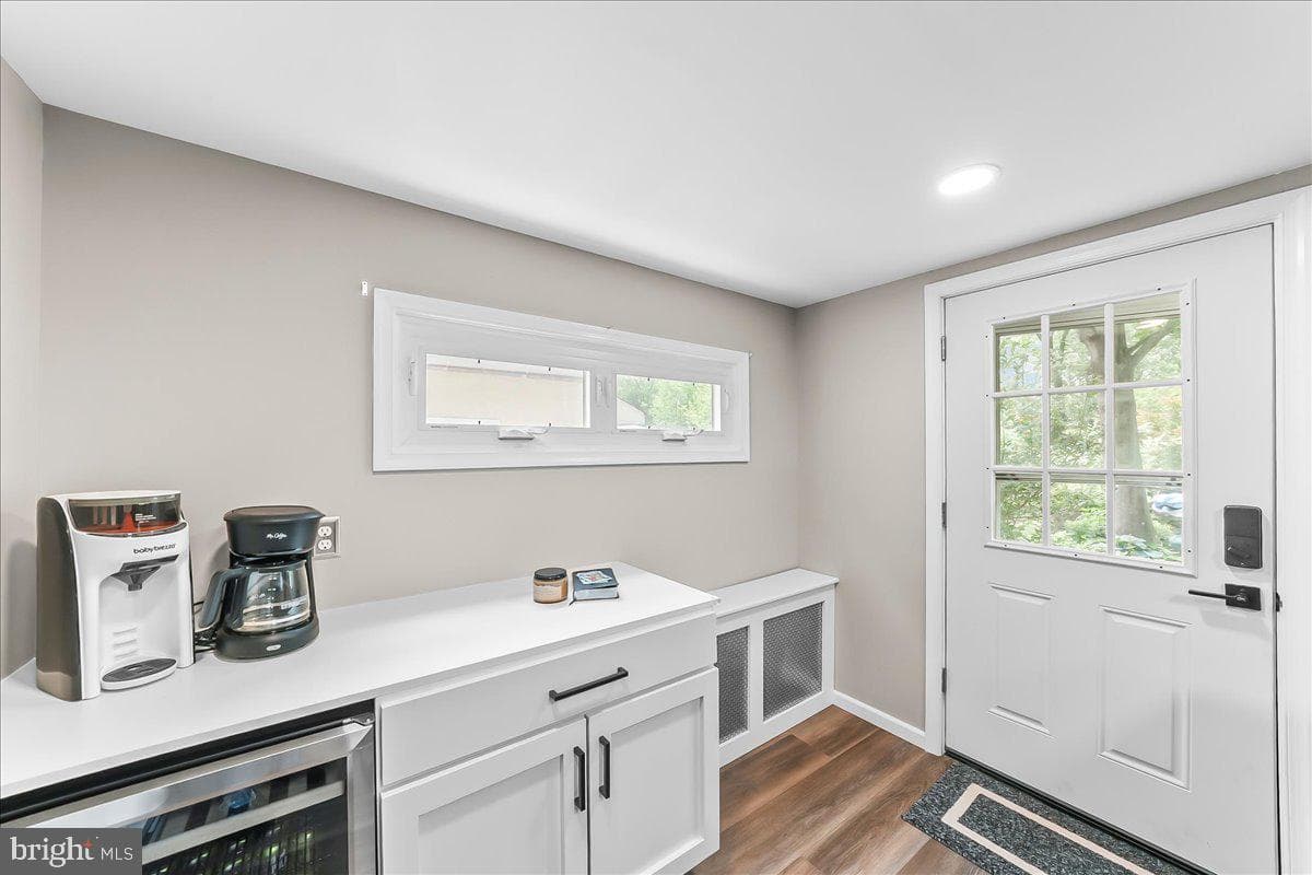 136 Walnut Street photo 12